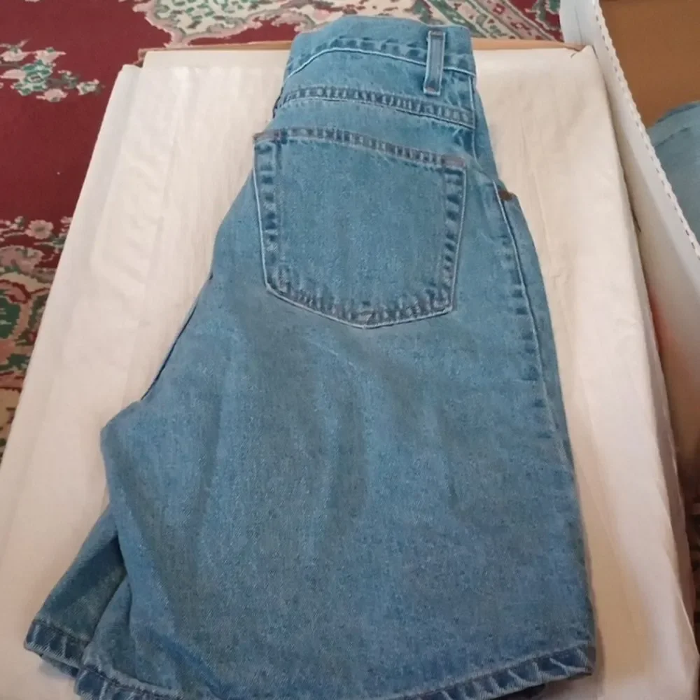 Eddie Bauer 8 Denim women's shorts (Mgs202)